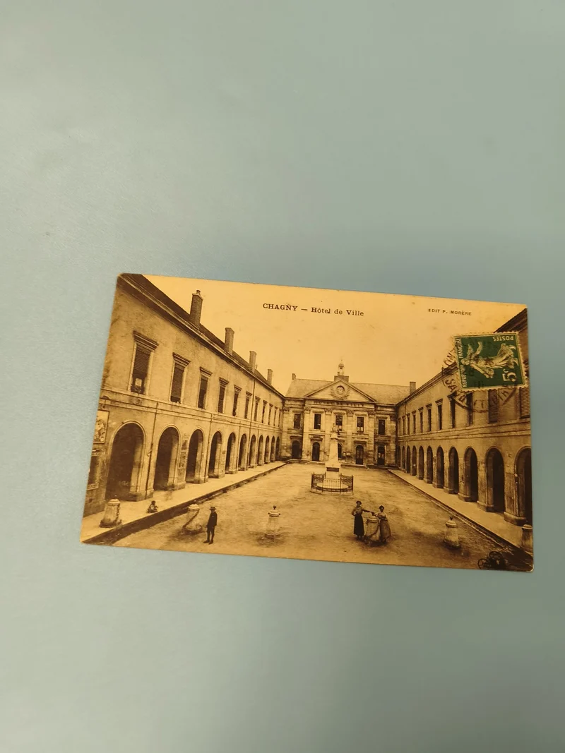 Carte postale ancienne CHAGNY Hôtel de Ville CPA, vue animée, timbre d?époque