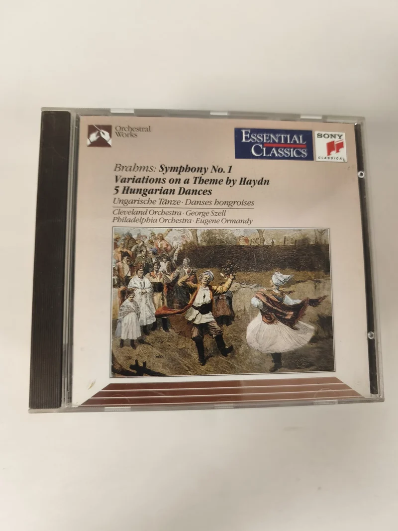 CD Brahms Symphony No.1 Haydn Variations Danses hongroises Essential Classics