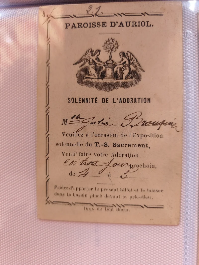 Carte ancienne Paroisse d'Auriol vintage ? billet religieux adoration, décor ang