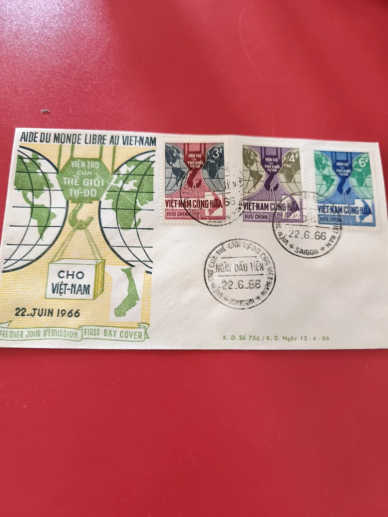 Ancienne enveloppe FDC Vietnam 1966 timbres colorés, premier jour d?émission