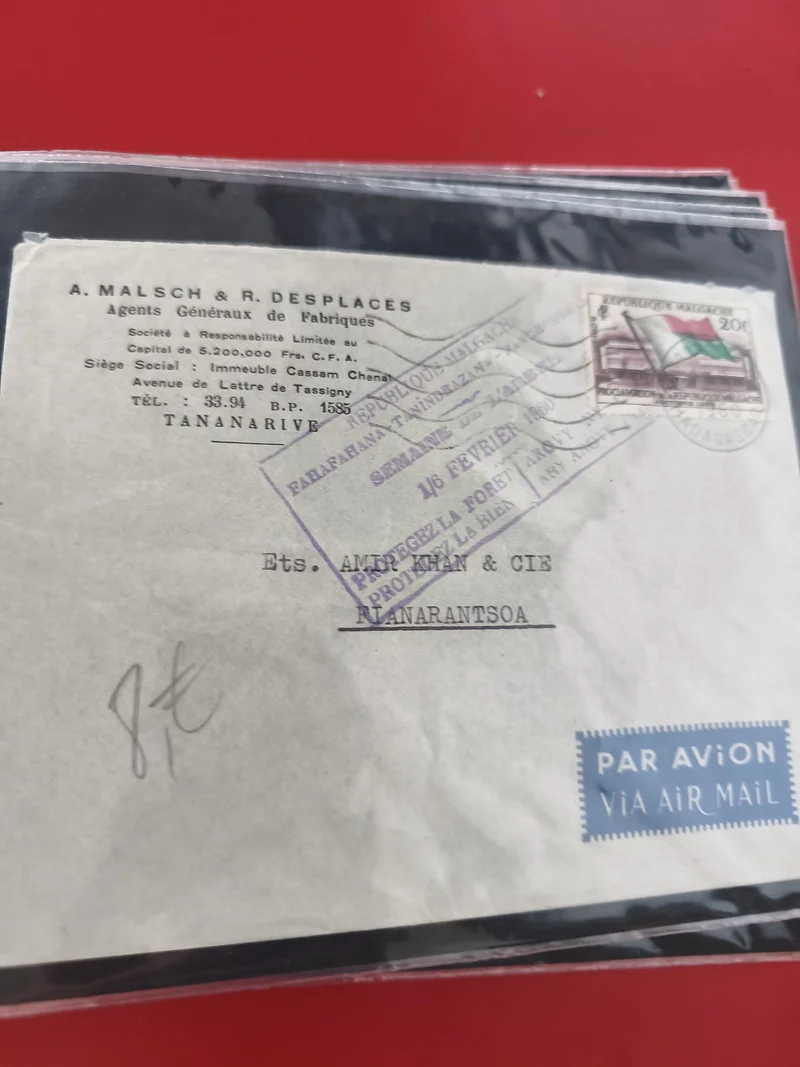 Ancienne enveloppe oblitérée Madagascar Tananarive philatélie Par Avion vintage
