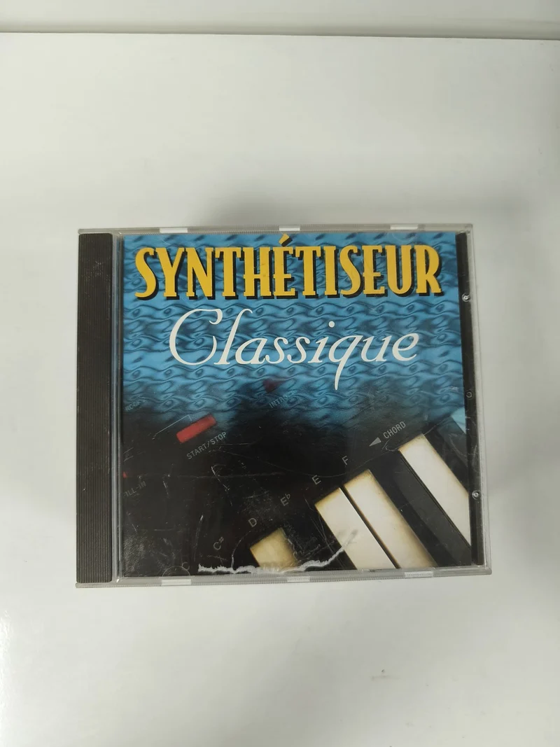 CD musique Synthétiseur Classique pochette bleue clavier piano