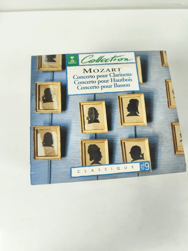 CD Mozart Concerto clarinette hautbois basson ERATO Collection silhouettes