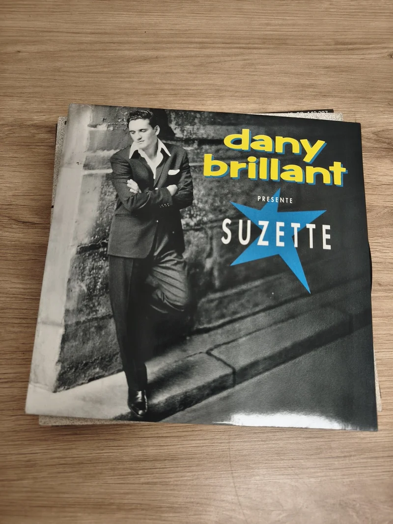 Vinyle 45 tours Dany Brillant Suzette pochette noir et bleu état d'occasion