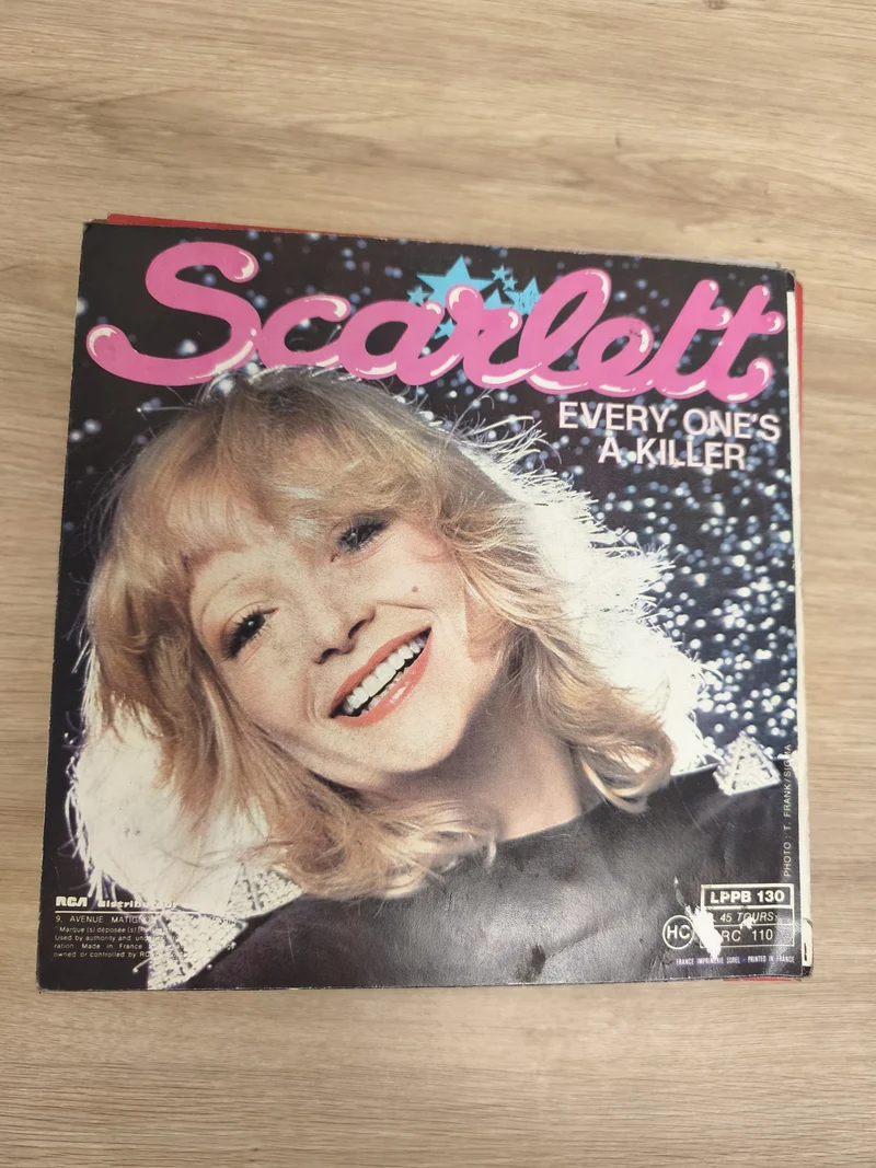 Vinyle 45 tours Scarlett Every One's A Killer pochette photo couleur