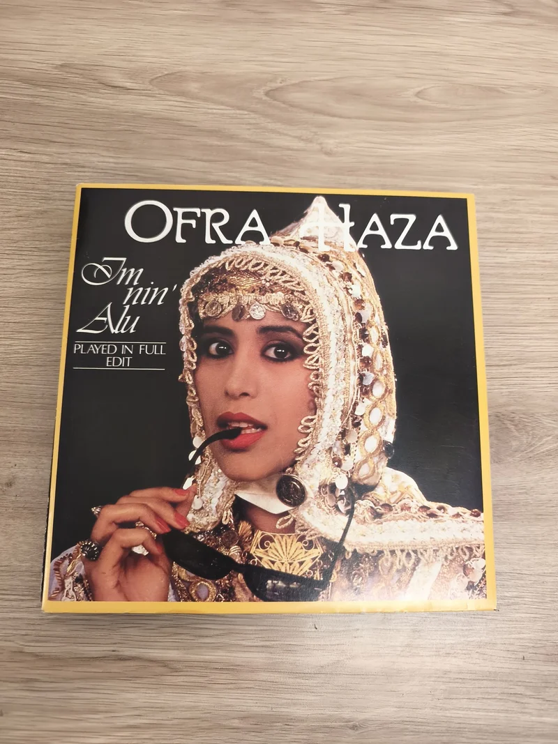 Vinyle 45T Ofra Haza Im Nin' Alu pochette couleur dorée, played in full edit