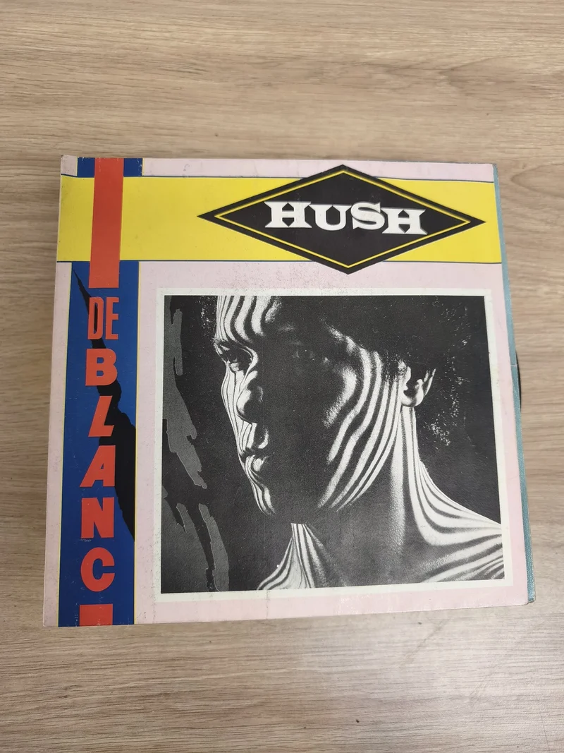Vinyle 45 tours Hush De Blanc pochette illustrée rayures noir et blanc