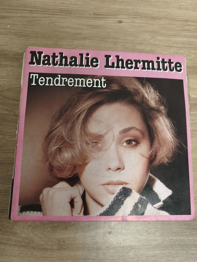 Vinyle 45T Nathalie Lhermitte Tendrement pochette rose état d'occasion