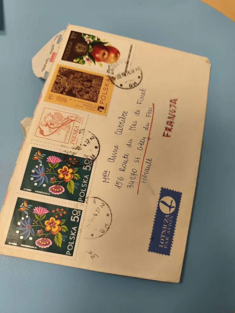 Ancienne enveloppe Polska timbrée, philatélie, motifs floraux, collection