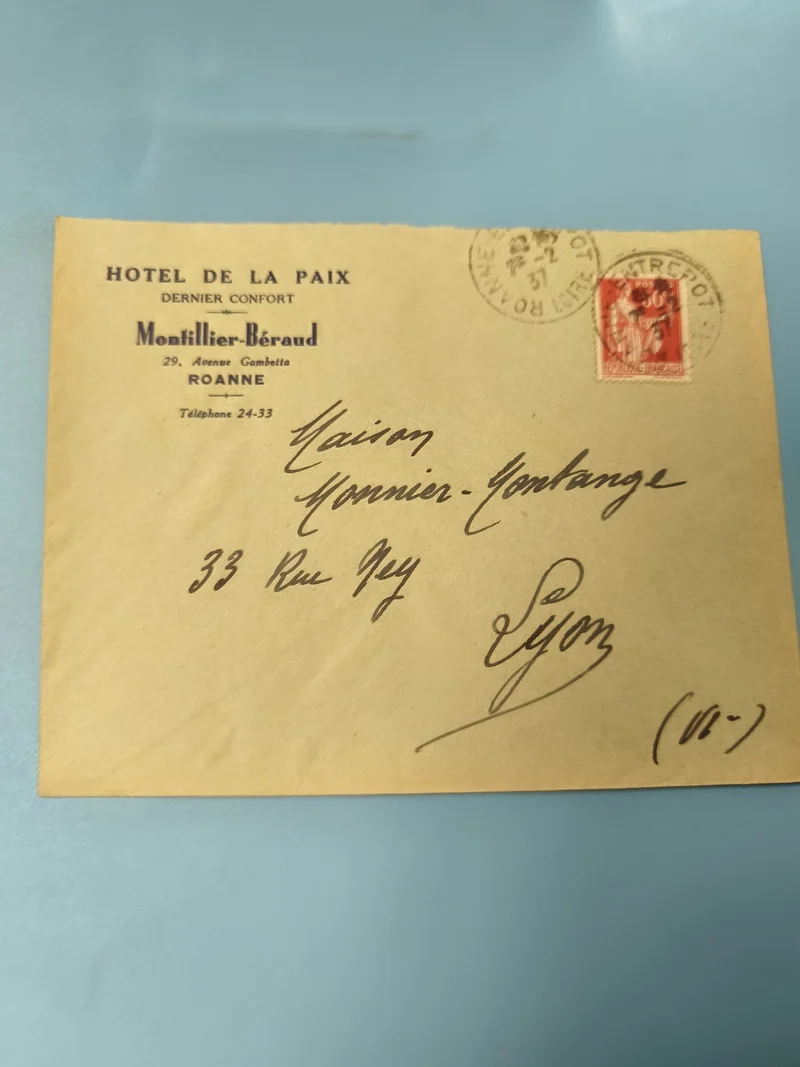 Ancienne enveloppe oblitérée Hôtel de la Paix Roanne début XXe philatélie