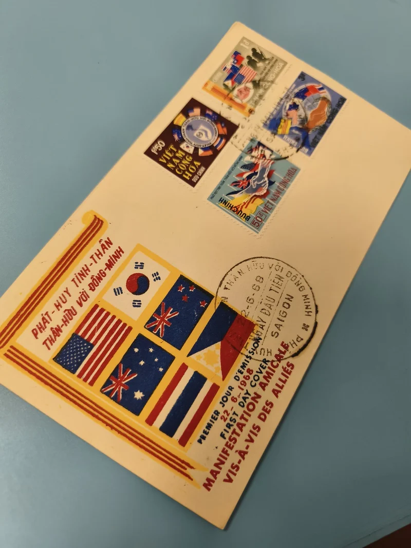 Ancienne enveloppe FDC Vietnam Manifestation Alliée timbres multicolores