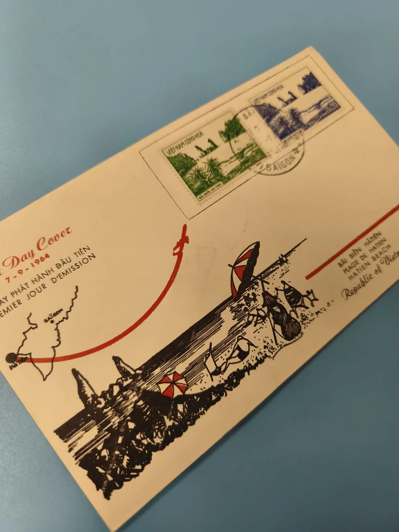 Ancienne enveloppe FDC Vietnam 1964 timbres illustrés plage Saigon collection
