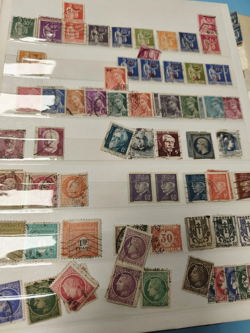 Lot ancien timbres oblitérés France, collection philatélie, couleurs variées
