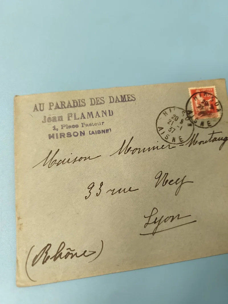 Ancienne enveloppe oblitérée début XXe, timbre rouge, Hirson-Lyon, philatélie