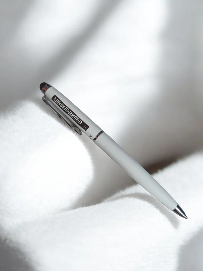 Stylo bille publicitaire EUTOMEDITERRANÉE vintage blanc chromé écriture rétro