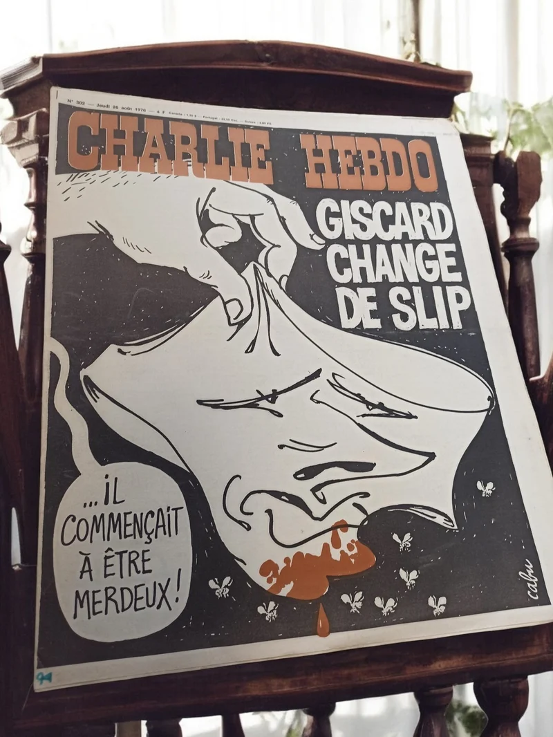Journal Charlie Hebdo ancien n°369 1976 vintage satire presse années 70 rétro