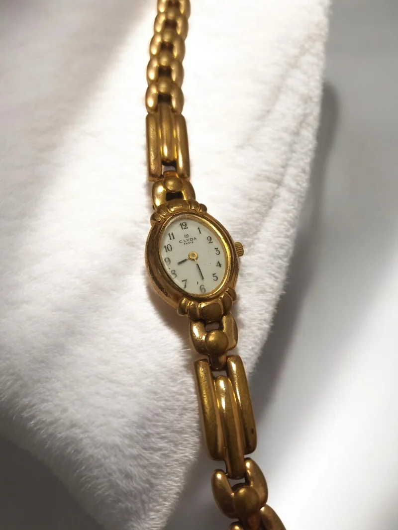 Montre femme vintage Clyda aspect doré, montre-bracelet rétro années 80/90