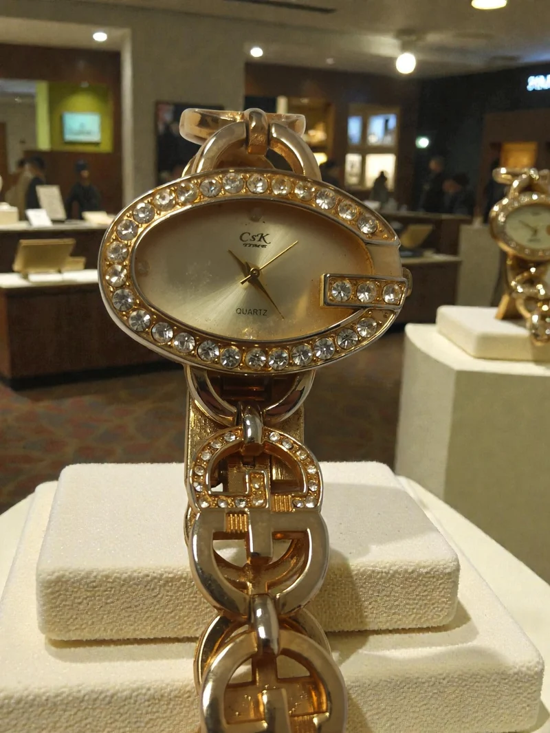 Montre femme rétro CSK Time ancienne, montre-bracelet vintage collection CSK