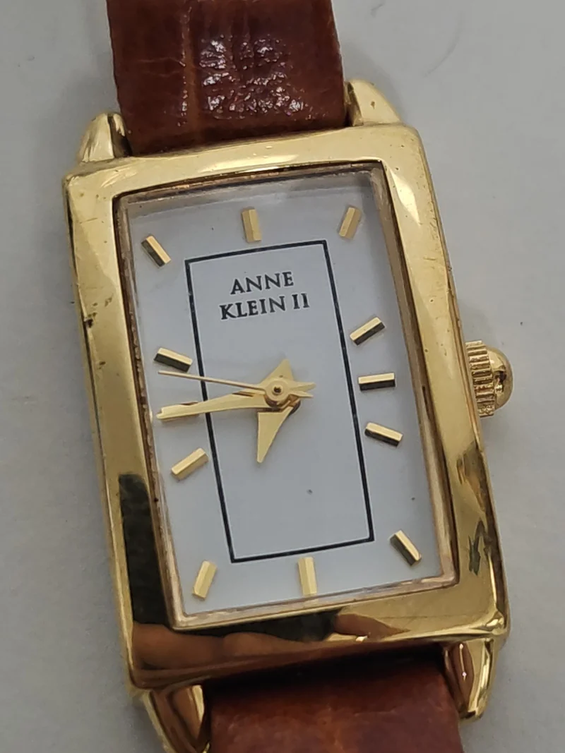 Montre femme rétro Anne Klein II ancienne, vintage, montre-bracelet fonctionnell