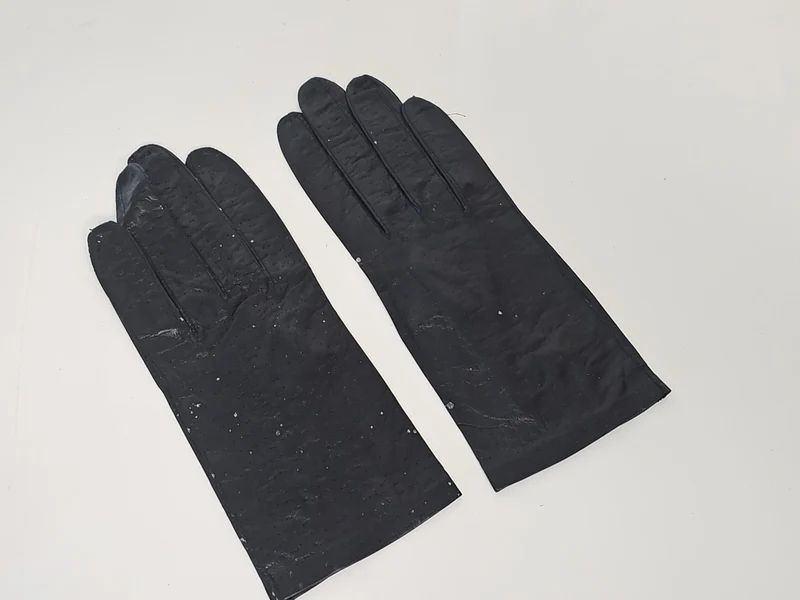 Paire de gants cuir ancien début XXe vintage rétro collection marque Ancienne