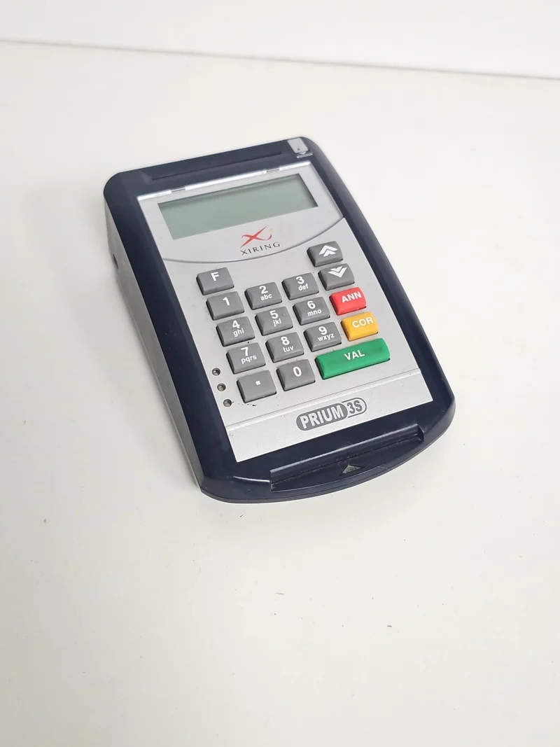Lecteur carte vitale Xiring Prium 3S compatible SESAM-Vitale, appareil médical d