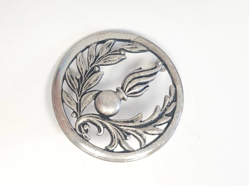 Insigne béret Béraudy Vaure Intendance militaire France original badge uniforme
