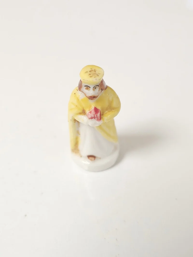Ancienne fève roi mage vintage pour collection galette des rois figurine rétro