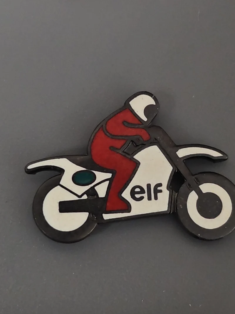 Pin's ancien elf vintage collection rétro badge broche pour collectionneur Franc