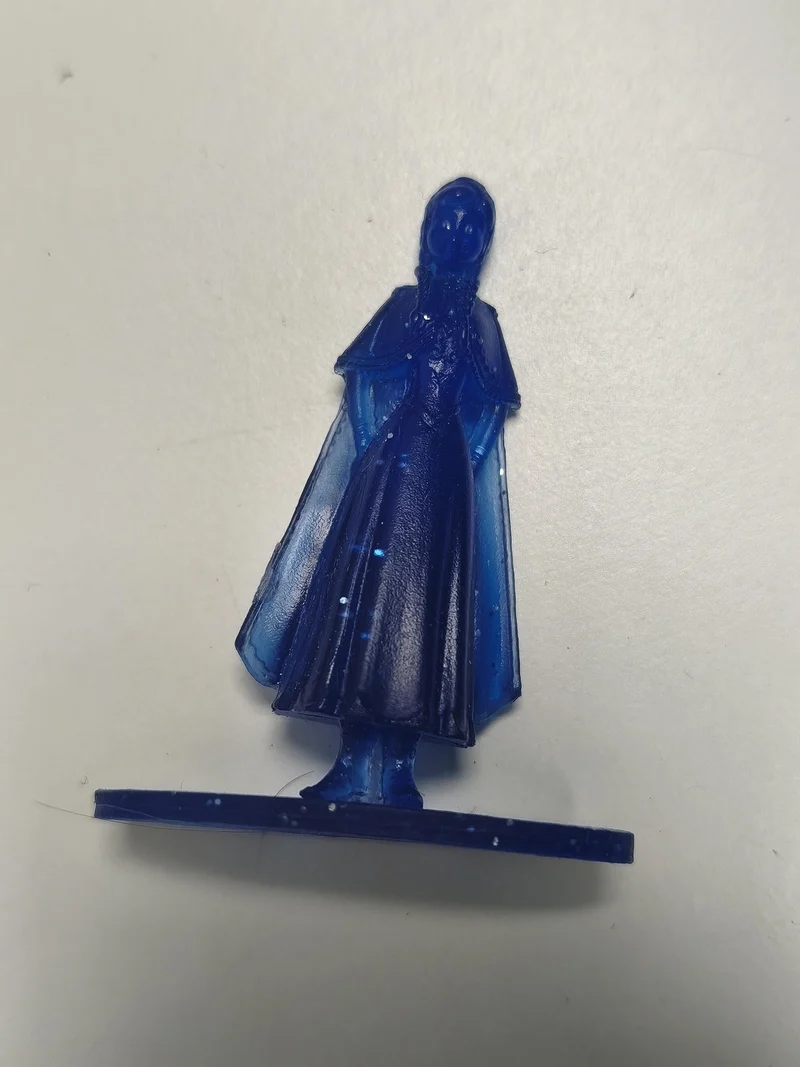Monopoly Junior Reine des Neiges Disney avec figurine ? Jeu de société famille o