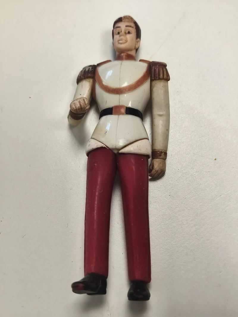 Figurine Disney Prince Henri Cendrillon personnage film animation d'occasion