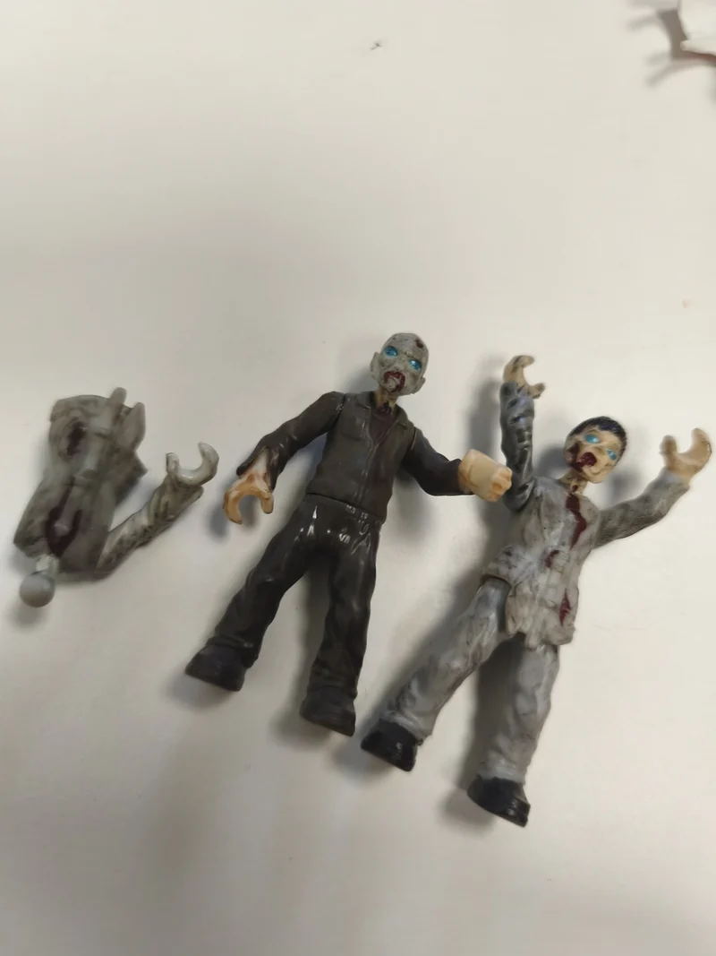 Mega Construx Lot de 3 figurines zombies miniatures jeu construction occasion