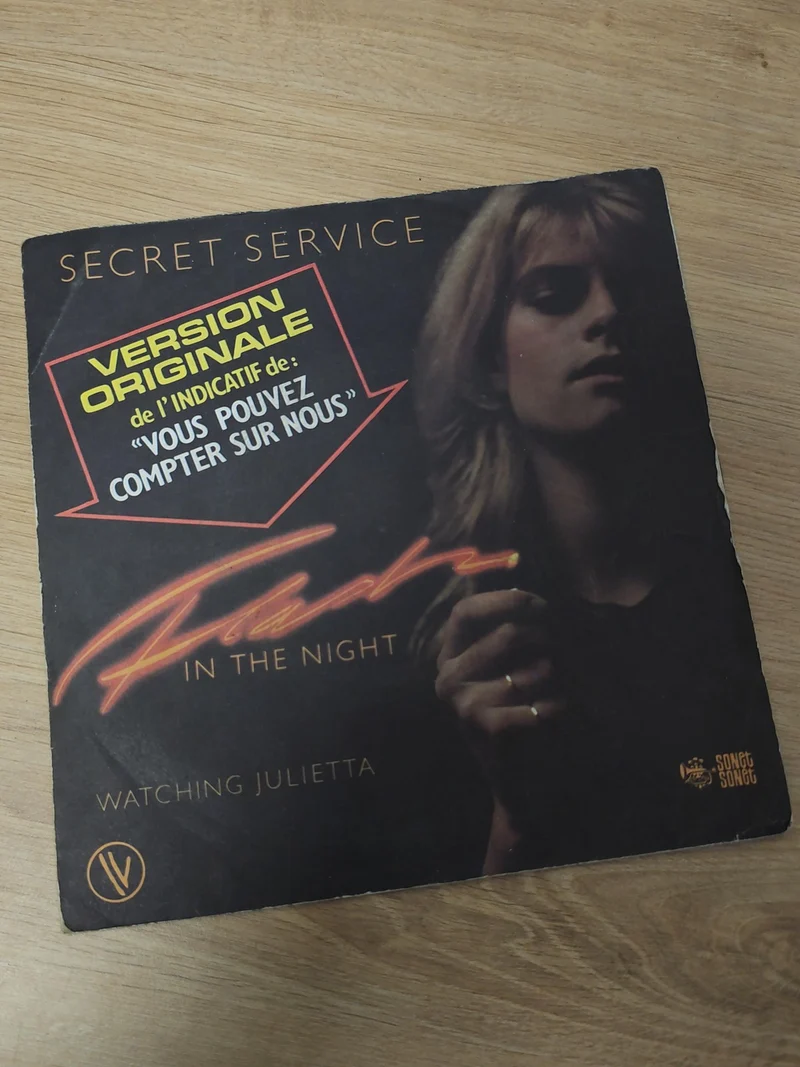 Vinyle 45 tours rétro Secret Service ancien disque collector pour amateurs vinta