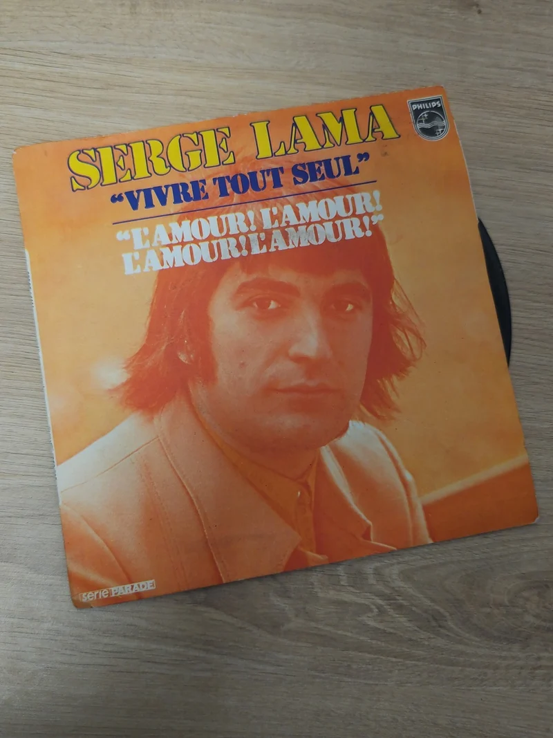 Vintage disque vinyle 45T Serge Lama ancien single rétro collection française