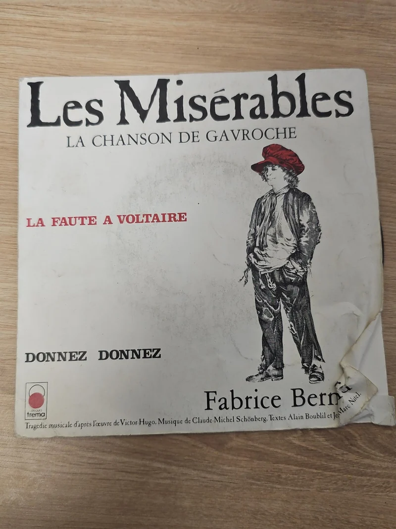 Vinyle 45 tours ancien Les Misérables disque vintage rétro pour collectionneur