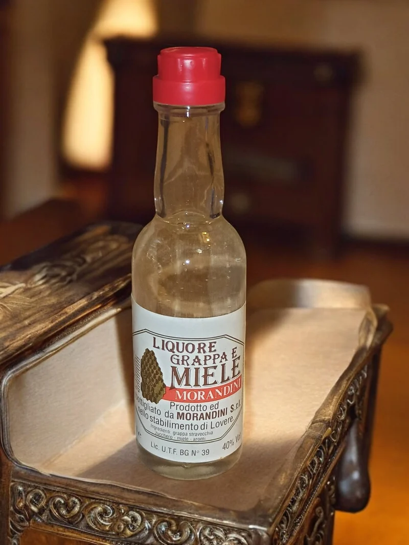 Bouteille mignonette Grappa Miel Morandini vintage italienne alcool rare