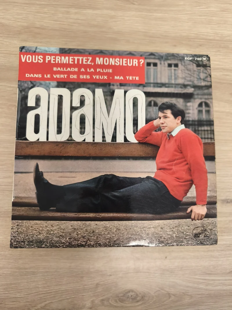 Vinyle 45 tours Adamo "Vous permettez, Monsieur ?" pochette photo rouge EGF 740
