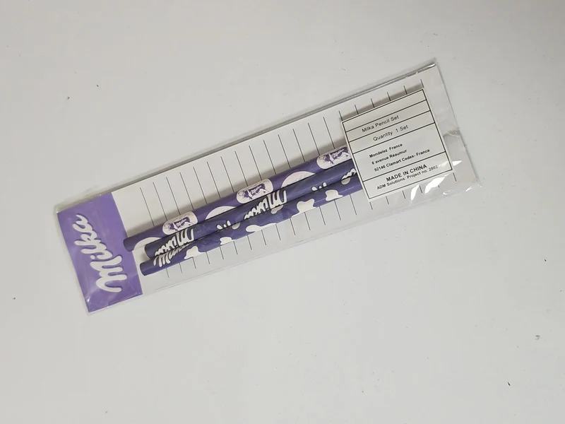 Lot de crayons publicitaires Milka promotionnels, papeterie originale d?occasion