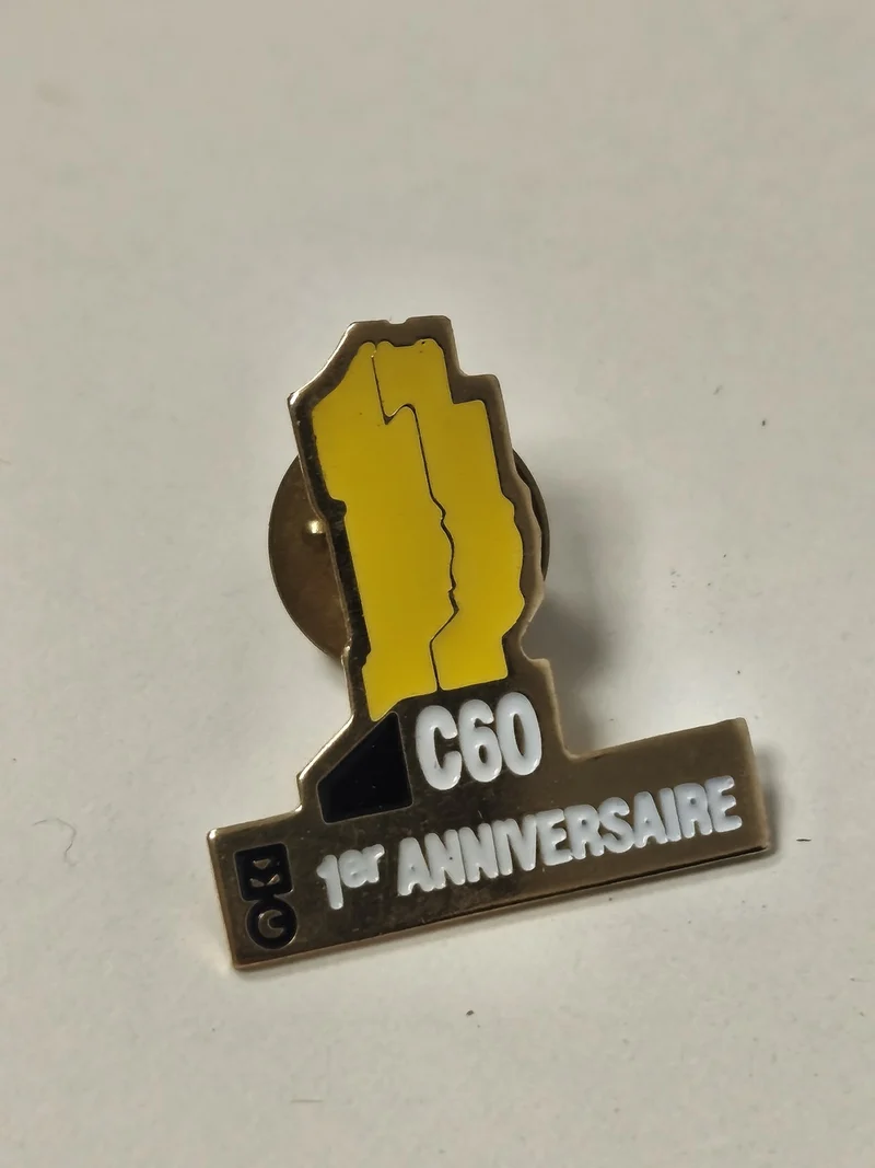 Pin's rétro ancien C60 pour collectionneur, badge vintage original années 80-90