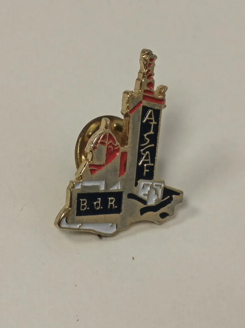Pin's ancien rétro BDR badge vintage collection objet publicitaire France