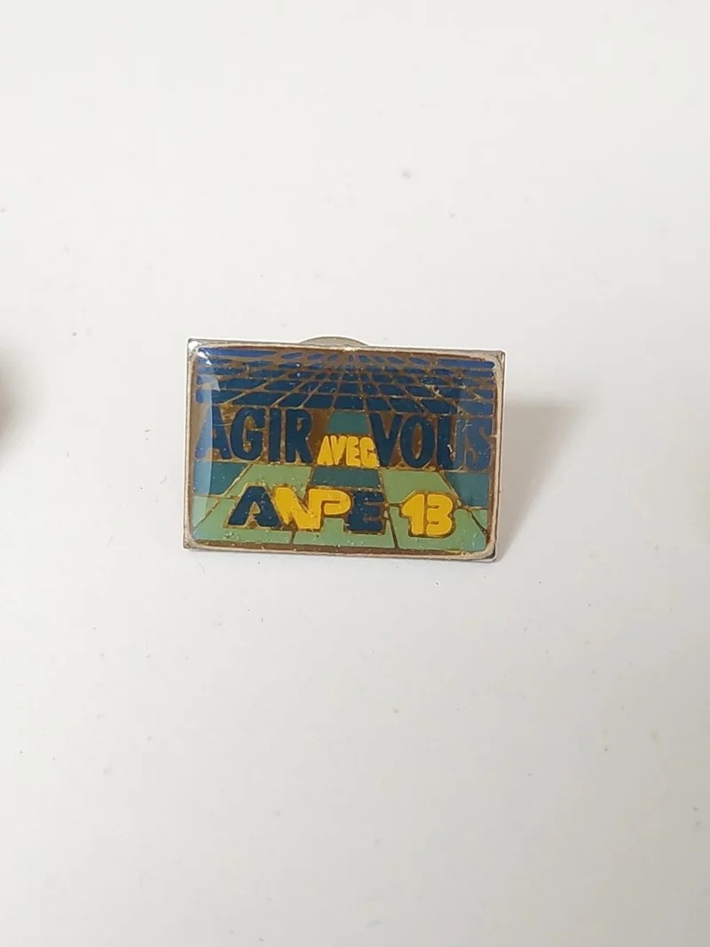 Pin's vintage ANPE ancien badge rétro collection emploi France années 90