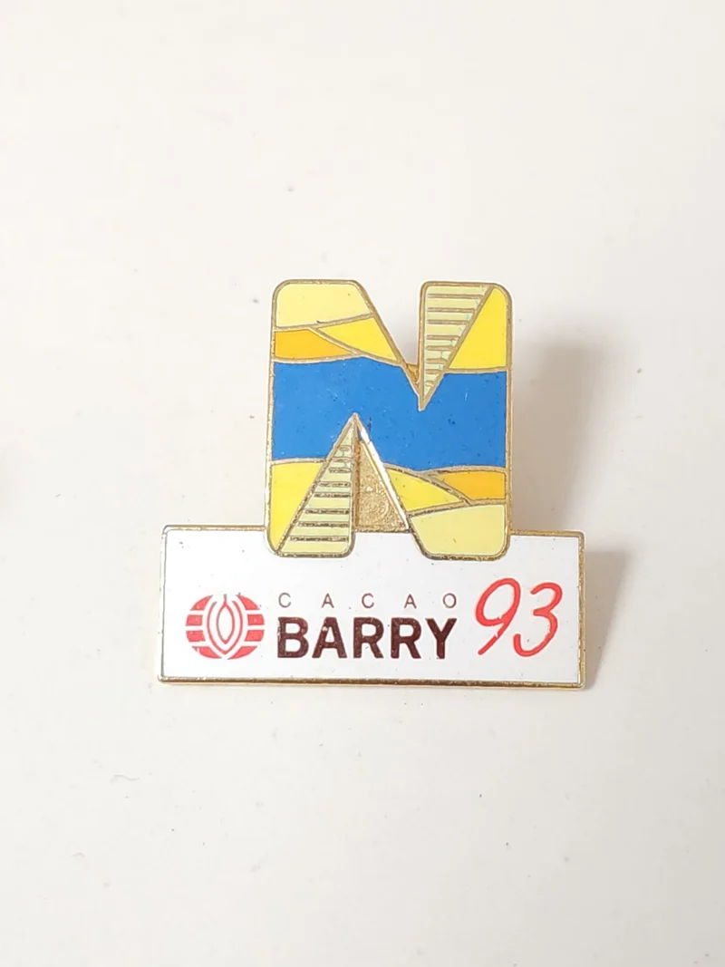 Pin's vintage ancien Cacao Barry collection publicitaire rétro rare France