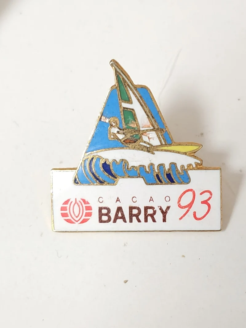 Pin's rétro ancien Cacao Barry publicitaire collection vintage badge France