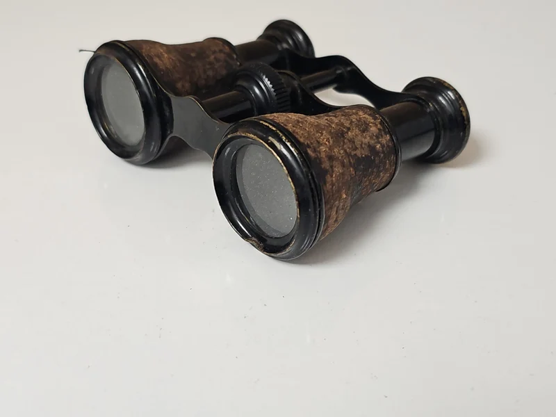 Paire de jumelles de théâtre vintage Ancienne, optique rétro pour collectionneur