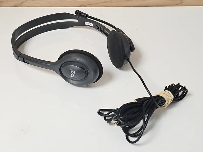 Casque audio Logitech AL104 filaire, micro intégré, confortable, occasion