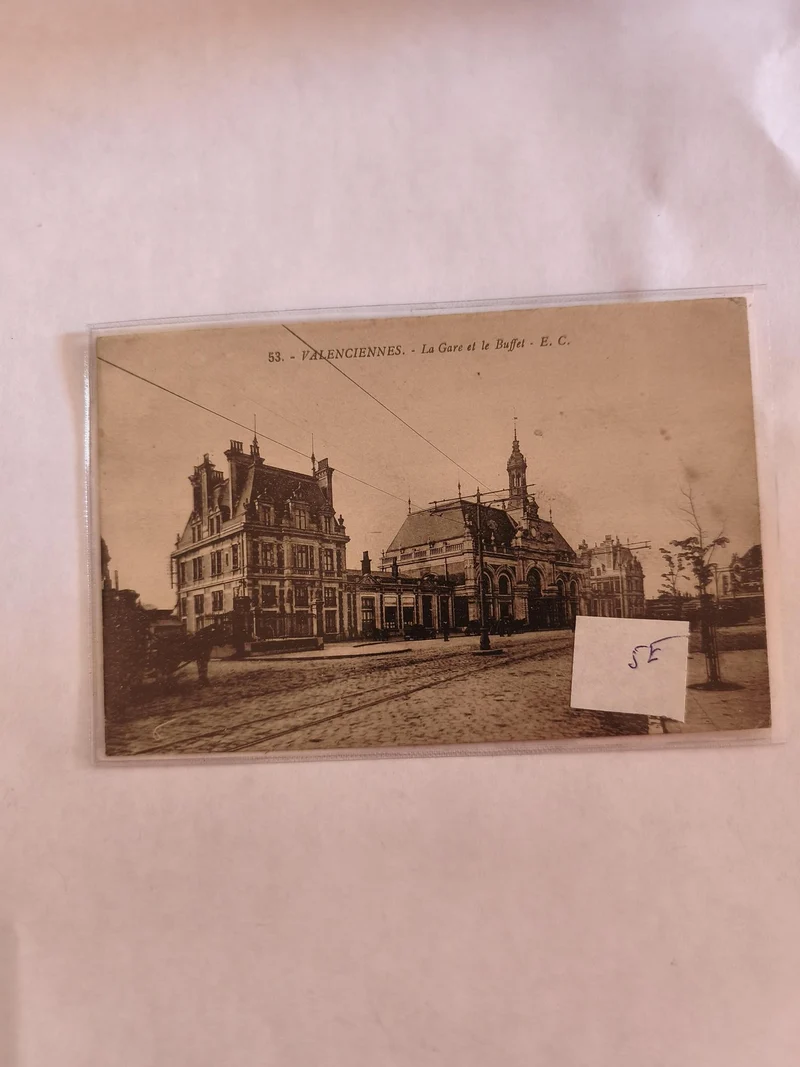 Carte postale ancienne vintage Valenciennes collection rétro France décor