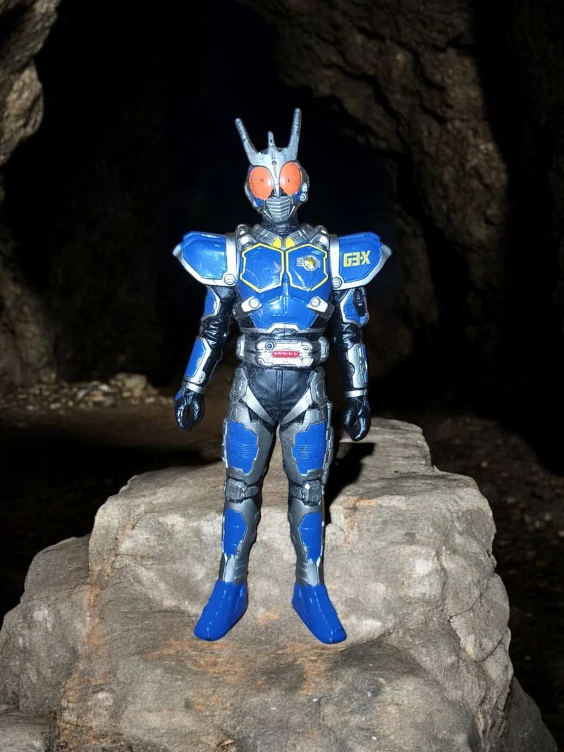 Figurine vintage Kamen Rider G3-X Bandai 2003 bleue noire Japon tokusatsu