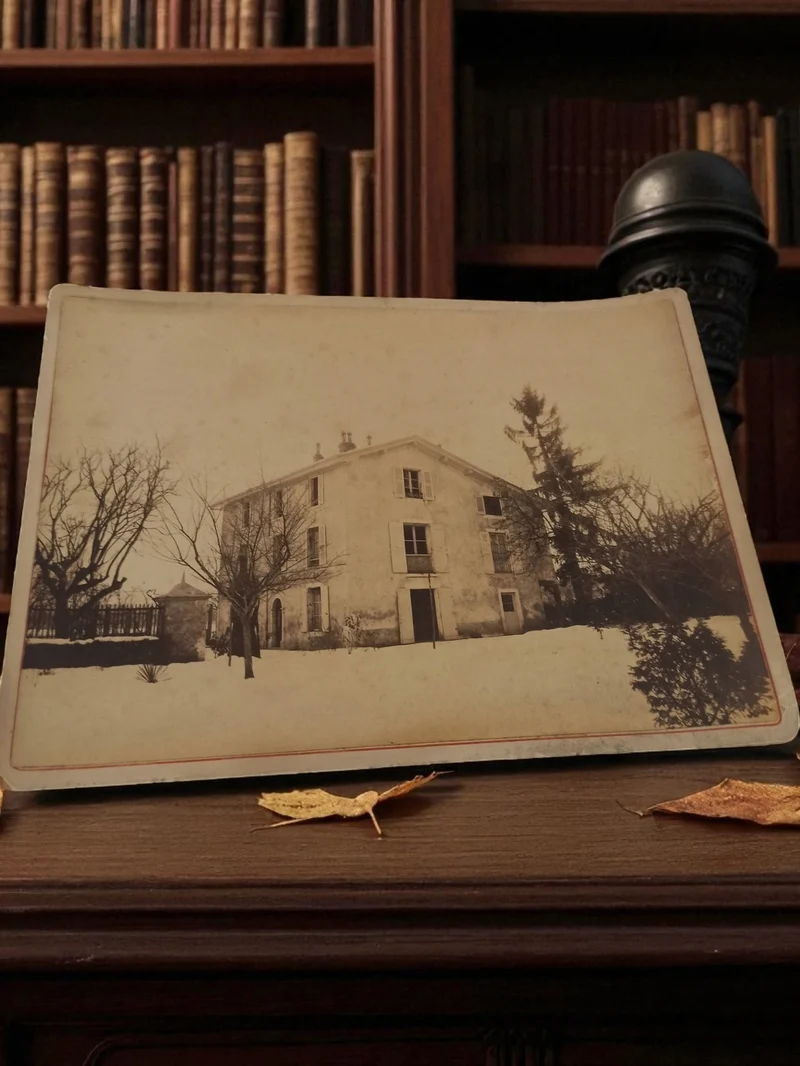 Photographie ancienne maison française hiver déco rétro vintage photo d'époque