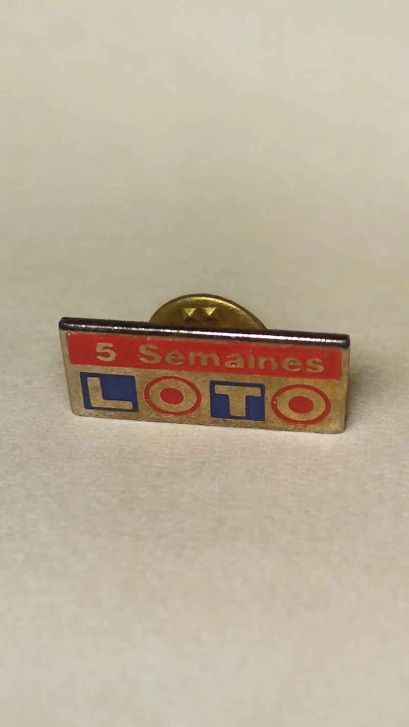 Pin's Loto ancien 5 Semaines ? badge vintage rectangulaire tricolore rare