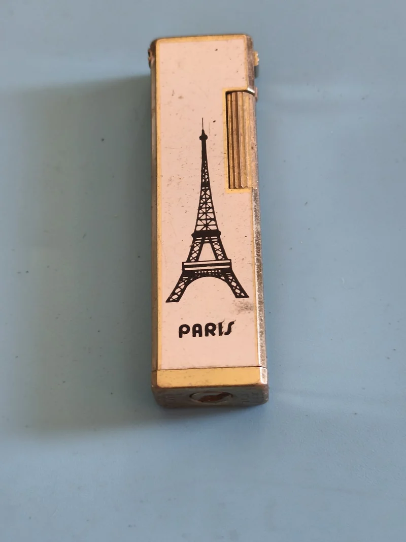 Briquet vintage ancien rétro de collection ? Accessoire fumeur authentique d?épo