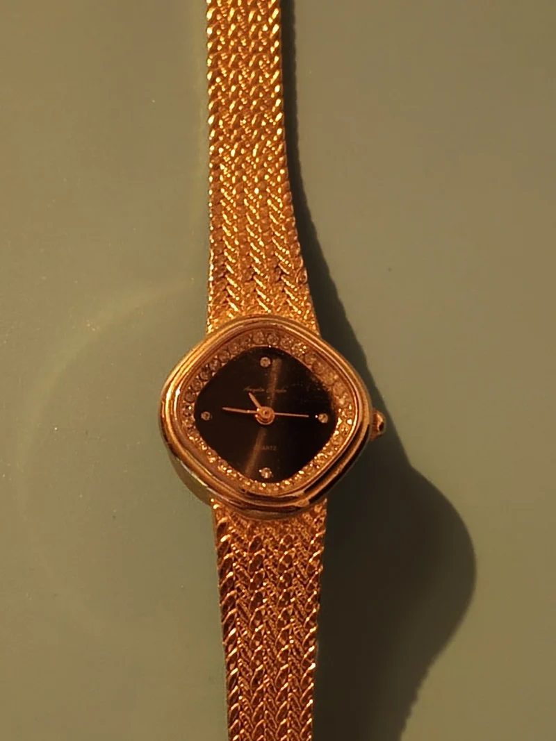 Montre femme vintage Angelo Cardo ancienne, plaqué or, rétro collection